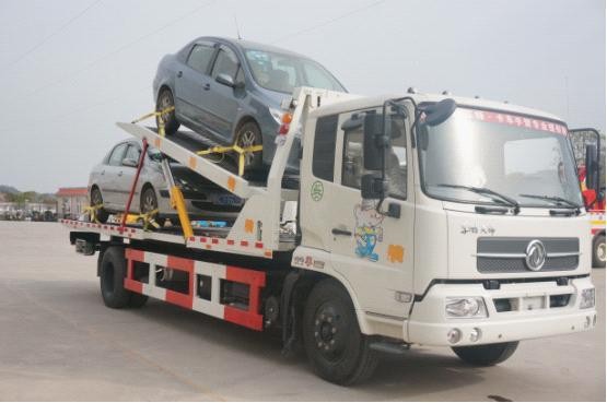 東風(fēng)天錦雙層轎運(yùn)清障車