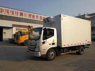 歐馬可寬體藍(lán)牌冷藏車(chē)